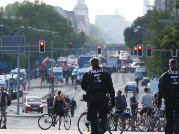 POL-UN: Bohnen - Polizeipräsidentin Eve Wedel ist neuer Bezirkspolizeichef und Leiterin des Dienstes Bohnen